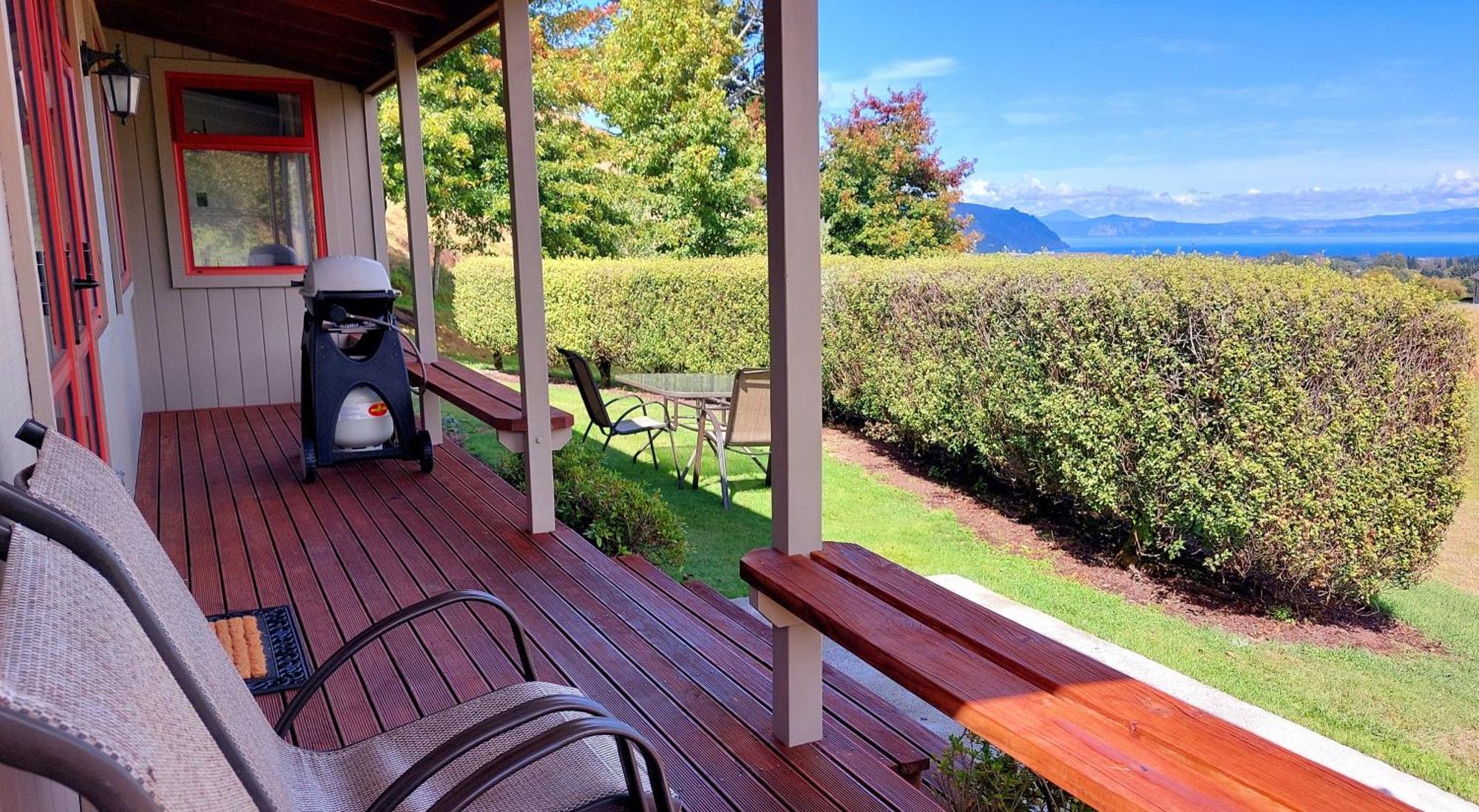 Country Lodge Kinloch Taupo Exterior foto